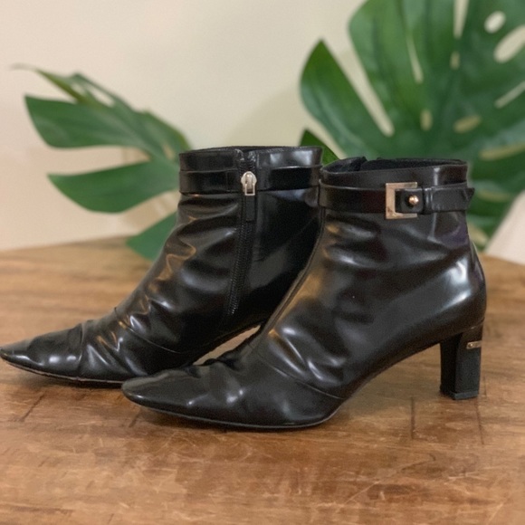 Louis Vuitton ankle booties - Picture 2 of 5